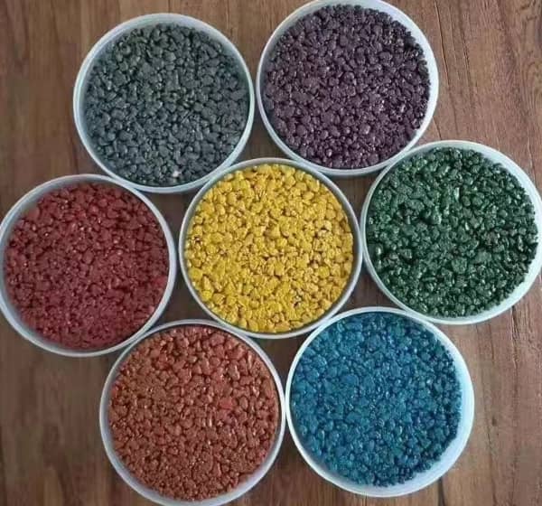 what-maintenance-work-should-be-done-before-using-colored-asphalt-equipment_1